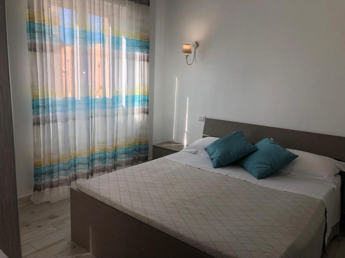 Casa Vacanze De Nittis 바를레타 외부 사진
