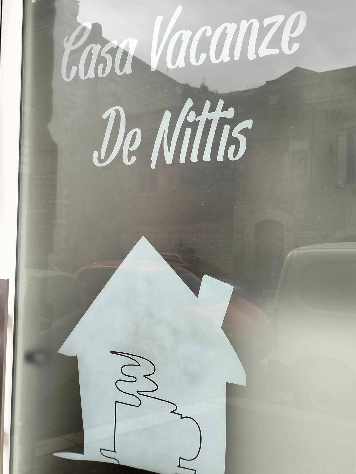 Casa Vacanze De Nittis 바를레타 외부 사진